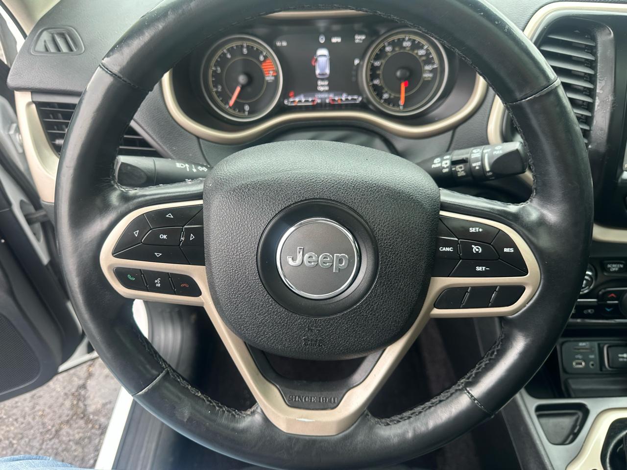 Jeep Cherokee Limited FWD 2018