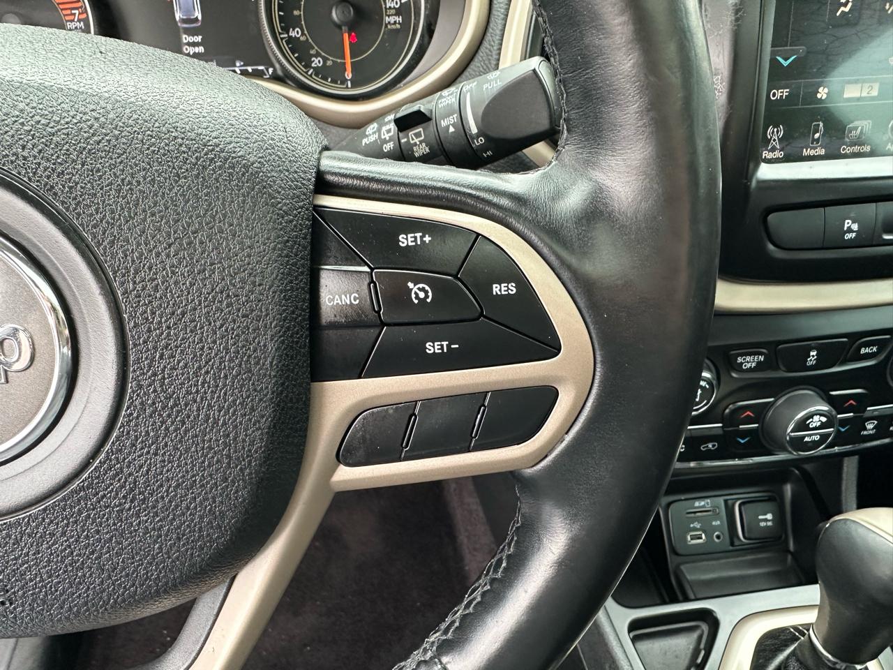 Jeep Cherokee Limited FWD 2018