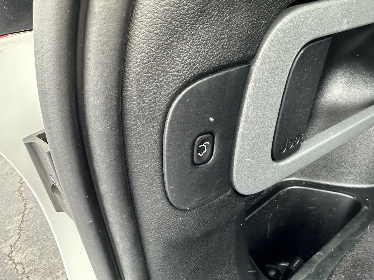 Jeep Cherokee Limited FWD 2018