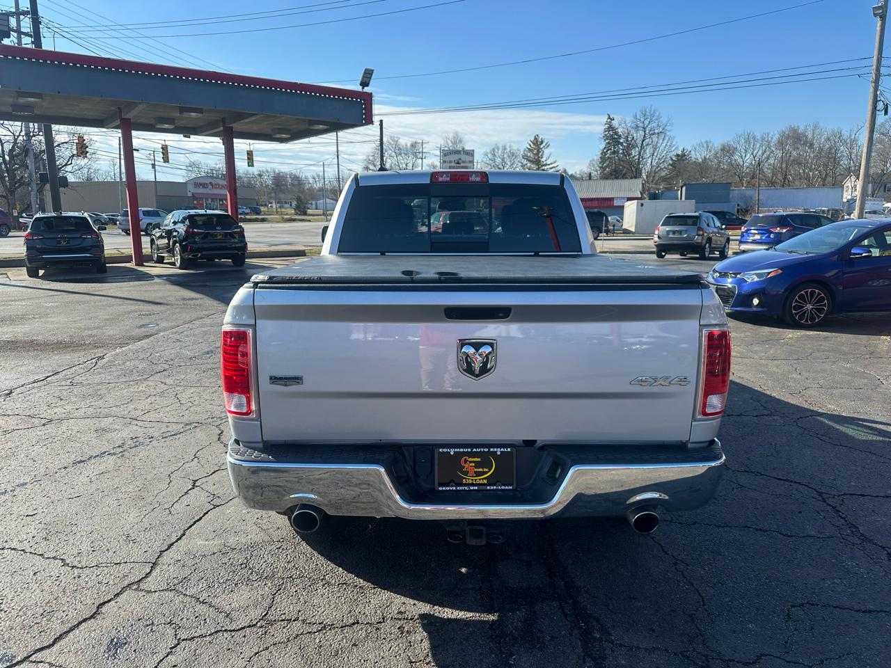 RAM 1500 Laramie 4x4 Crew Cab 5'7" Box 2017