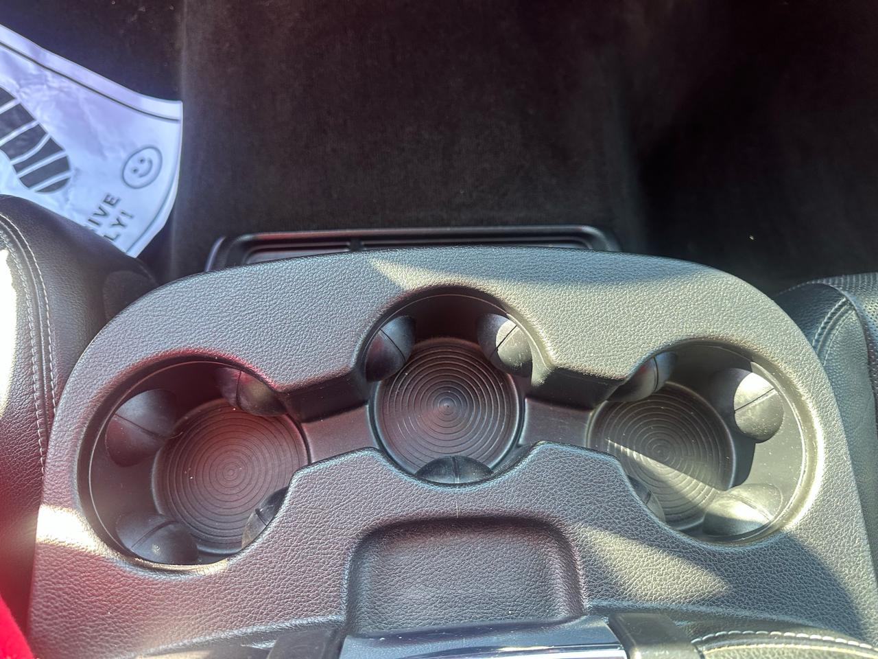 RAM 1500 Laramie 4x4 Crew Cab 5'7" Box 2017