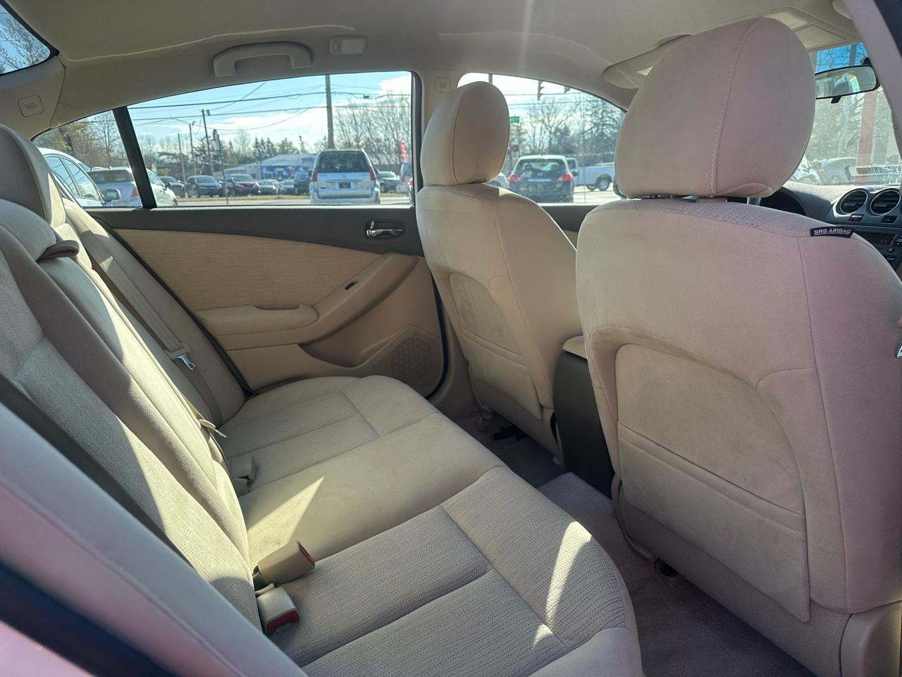 Nissan Altima 4dr Sdn I4 CVT 2.5 S 2012