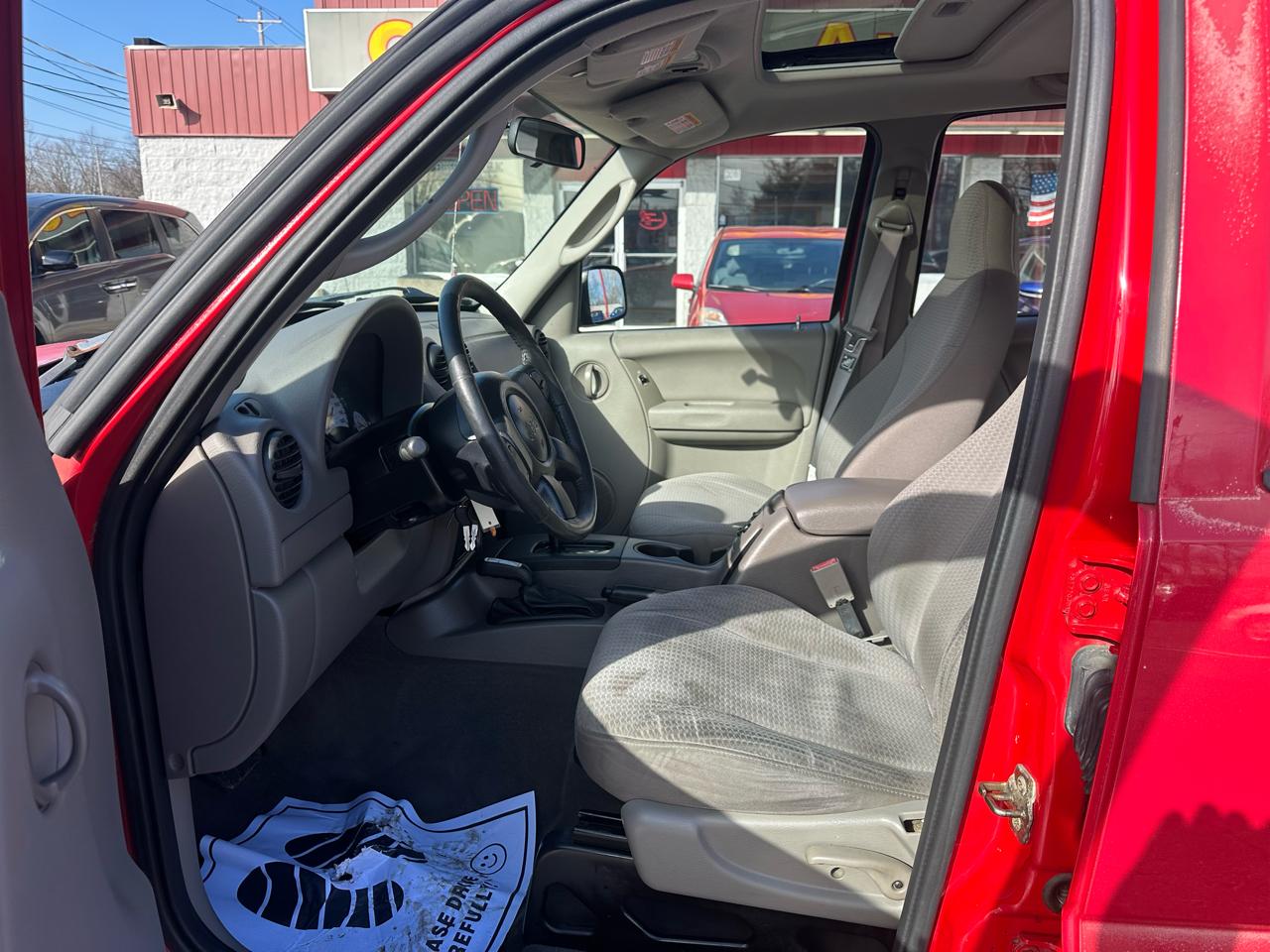 Jeep Liberty 4dr Sport 4WD 2003