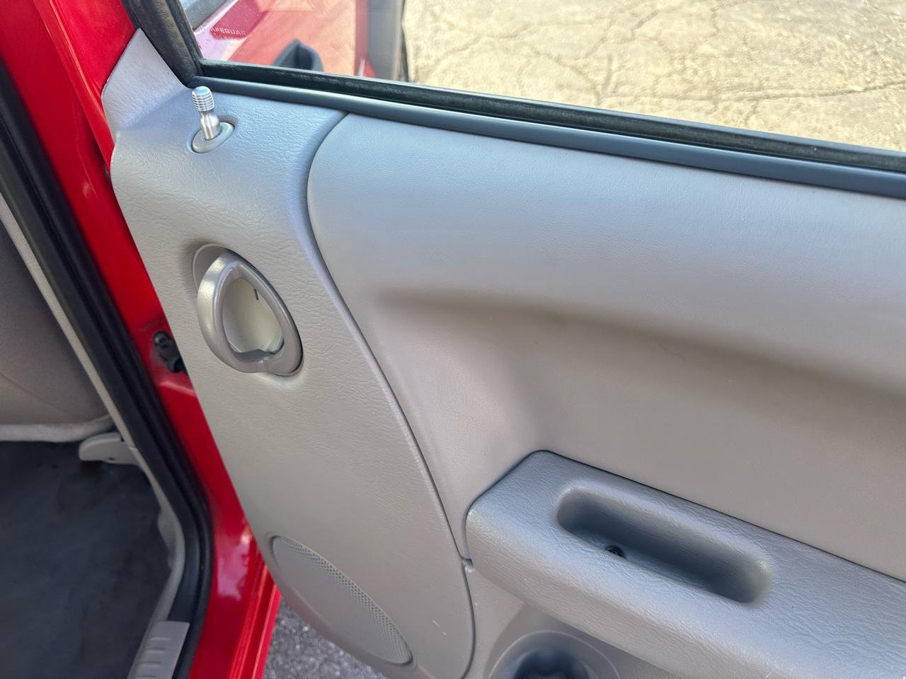 Jeep Liberty 4dr Sport 4WD 2003