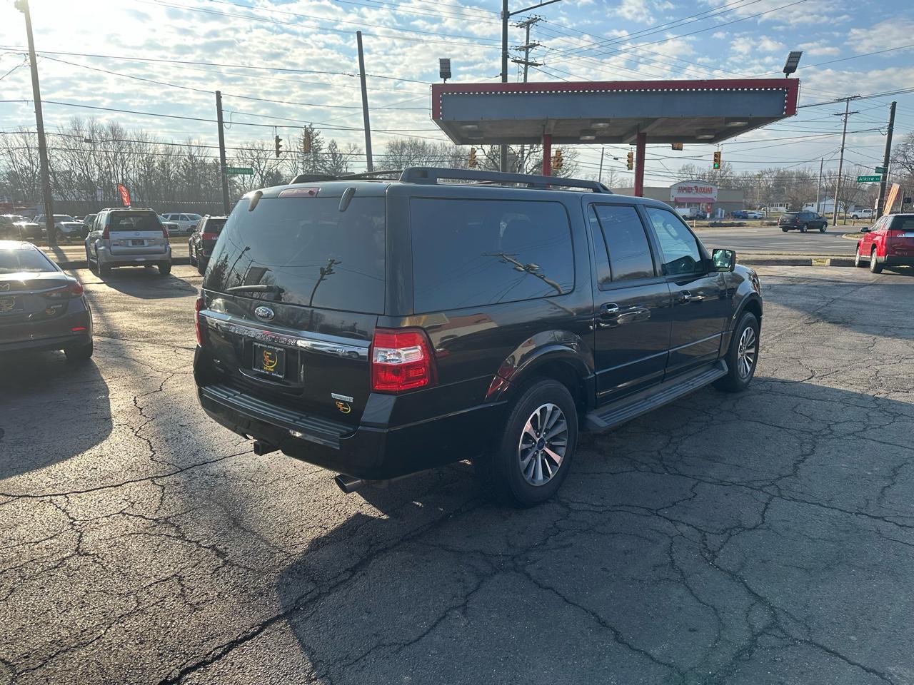 Ford Expedition EL 4WD 4dr XLT 2015