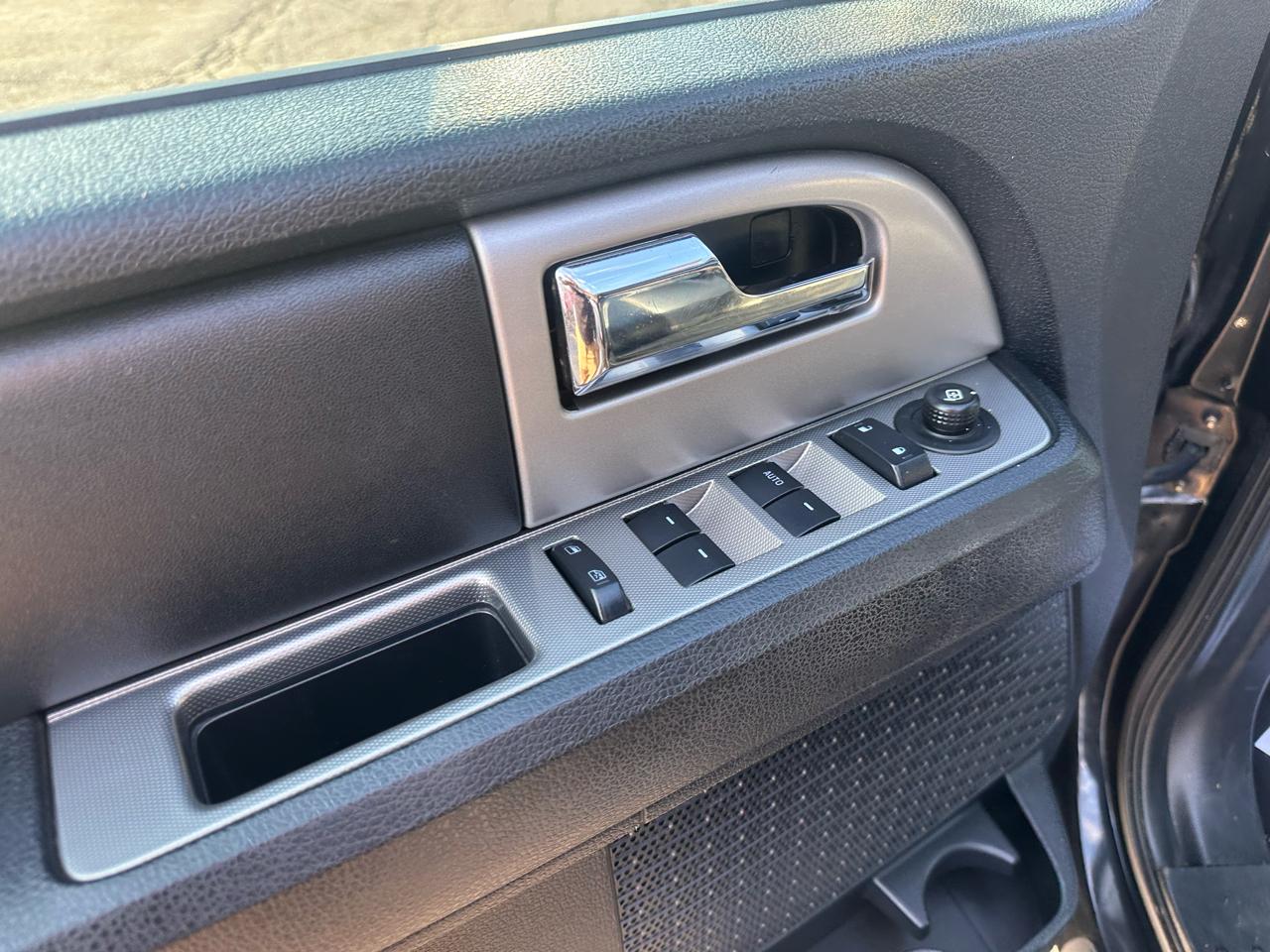 Ford Expedition EL 4WD 4dr XLT 2015