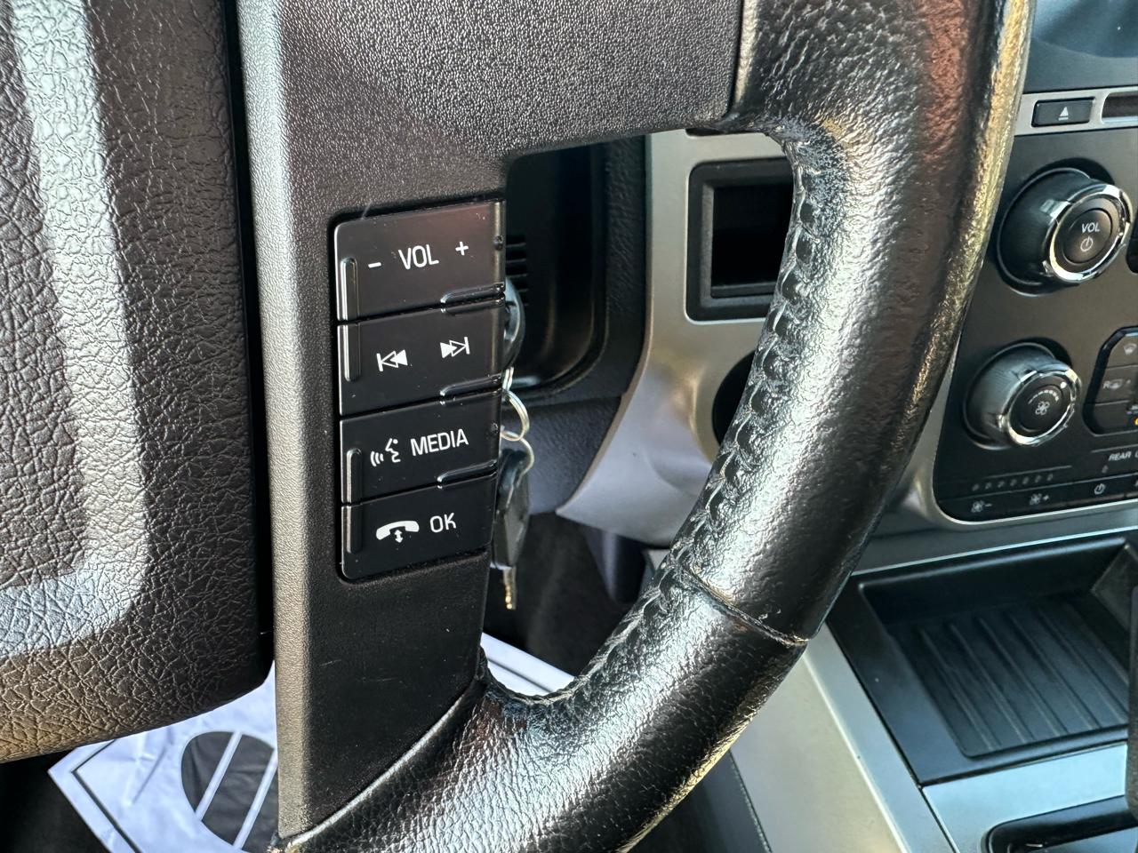 Ford Expedition EL 4WD 4dr XLT 2015