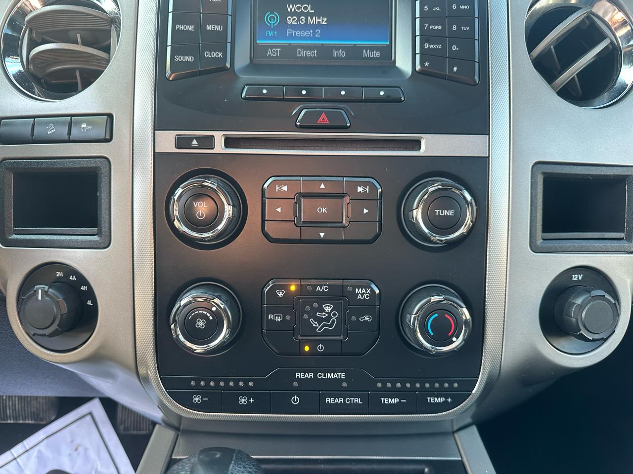 Ford Expedition EL 4WD 4dr XLT 2015