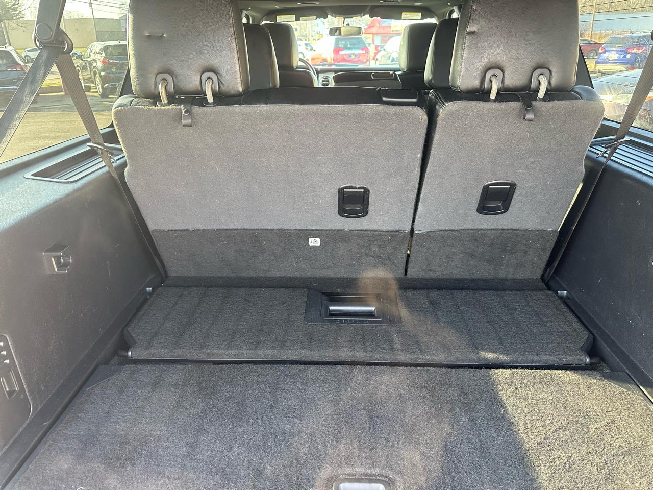 Ford Expedition EL 4WD 4dr XLT 2015