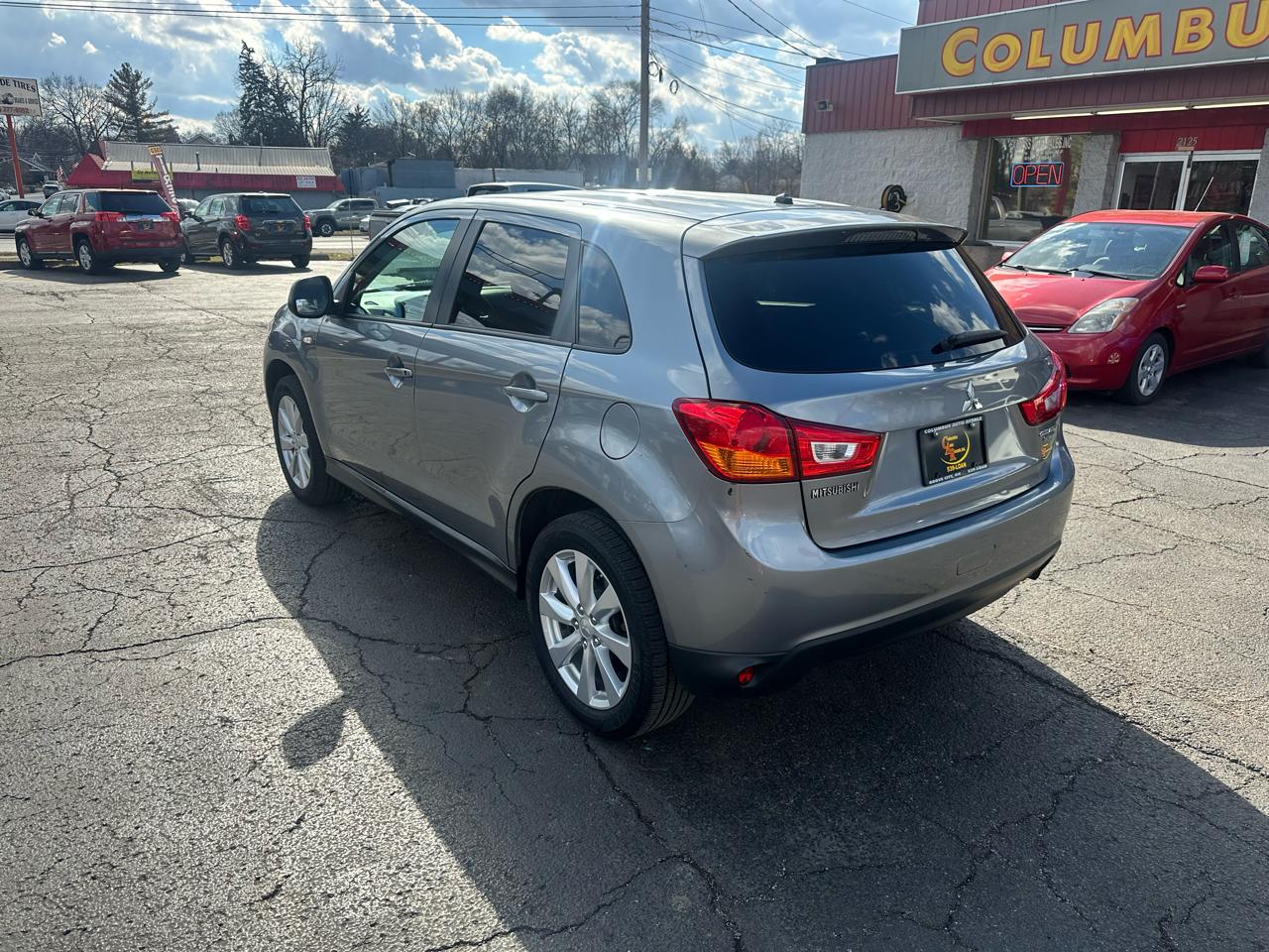 Mitsubishi Outlander Sport 2WD 4dr Man ES 2014