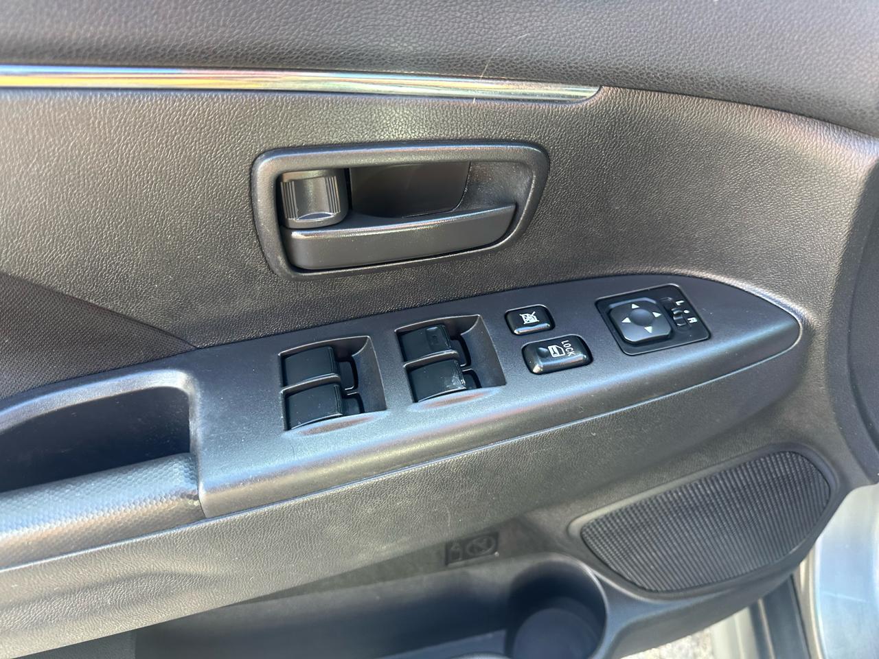 Mitsubishi Outlander Sport 2WD 4dr Man ES 2014