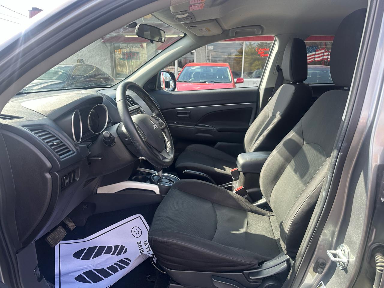 Mitsubishi Outlander Sport 2WD 4dr Man ES 2014