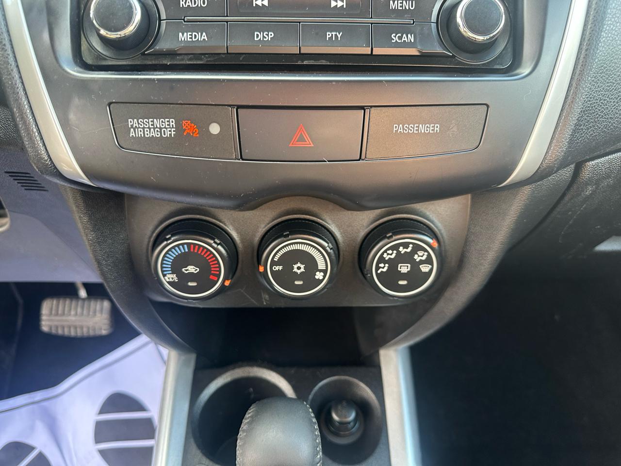 Mitsubishi Outlander Sport 2WD 4dr Man ES 2014