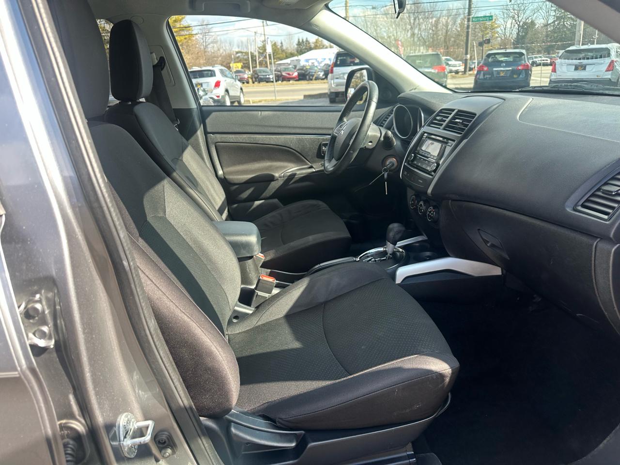 Mitsubishi Outlander Sport 2WD 4dr Man ES 2014