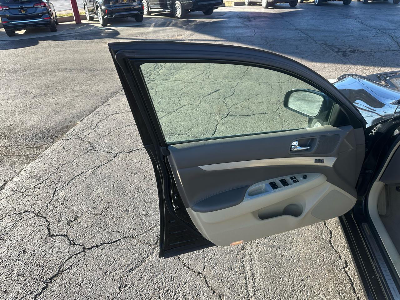 Infiniti G35 Sedan 4dr x AWD 2008