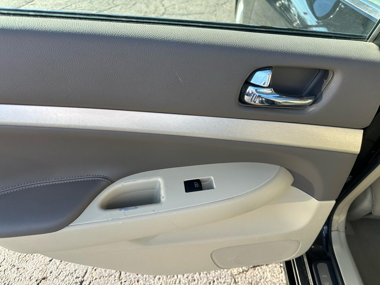 Infiniti G35 Sedan 4dr x AWD 2008