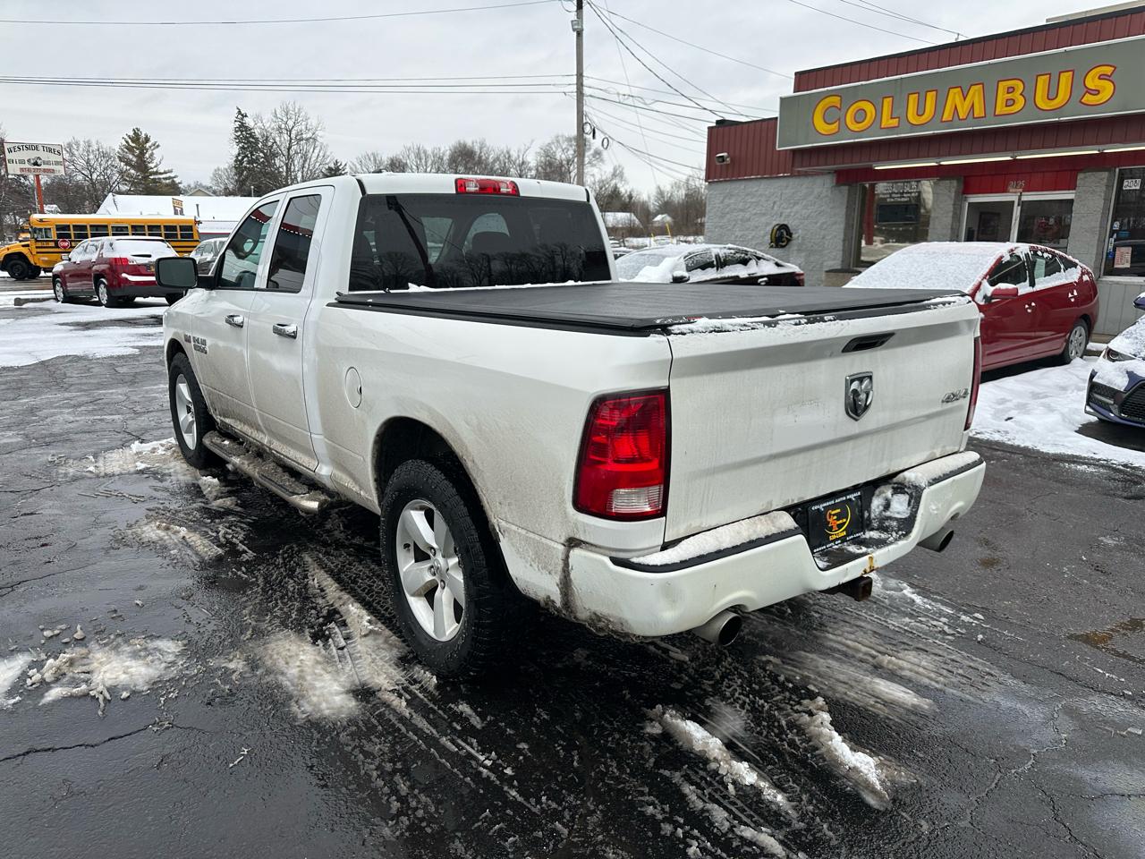 RAM 1500 4WD Quad Cab 140.5" Express 2014