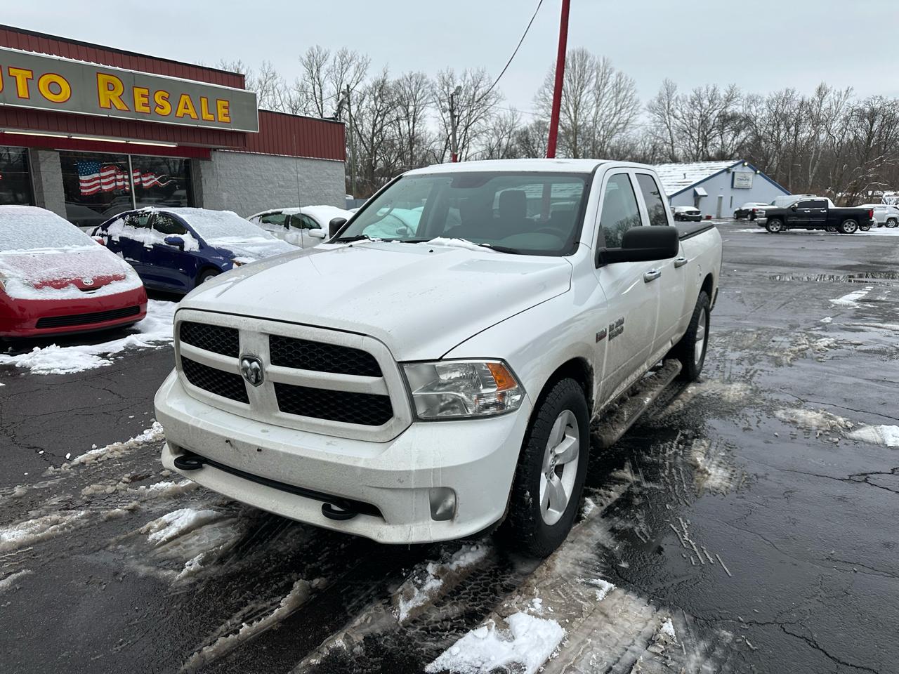 RAM 1500 4WD Quad Cab 140.5" Express 2014