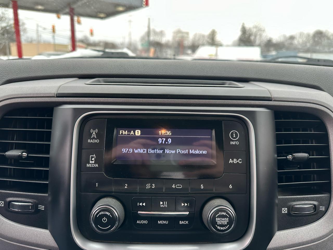 RAM 1500 4WD Quad Cab 140.5" Express 2014