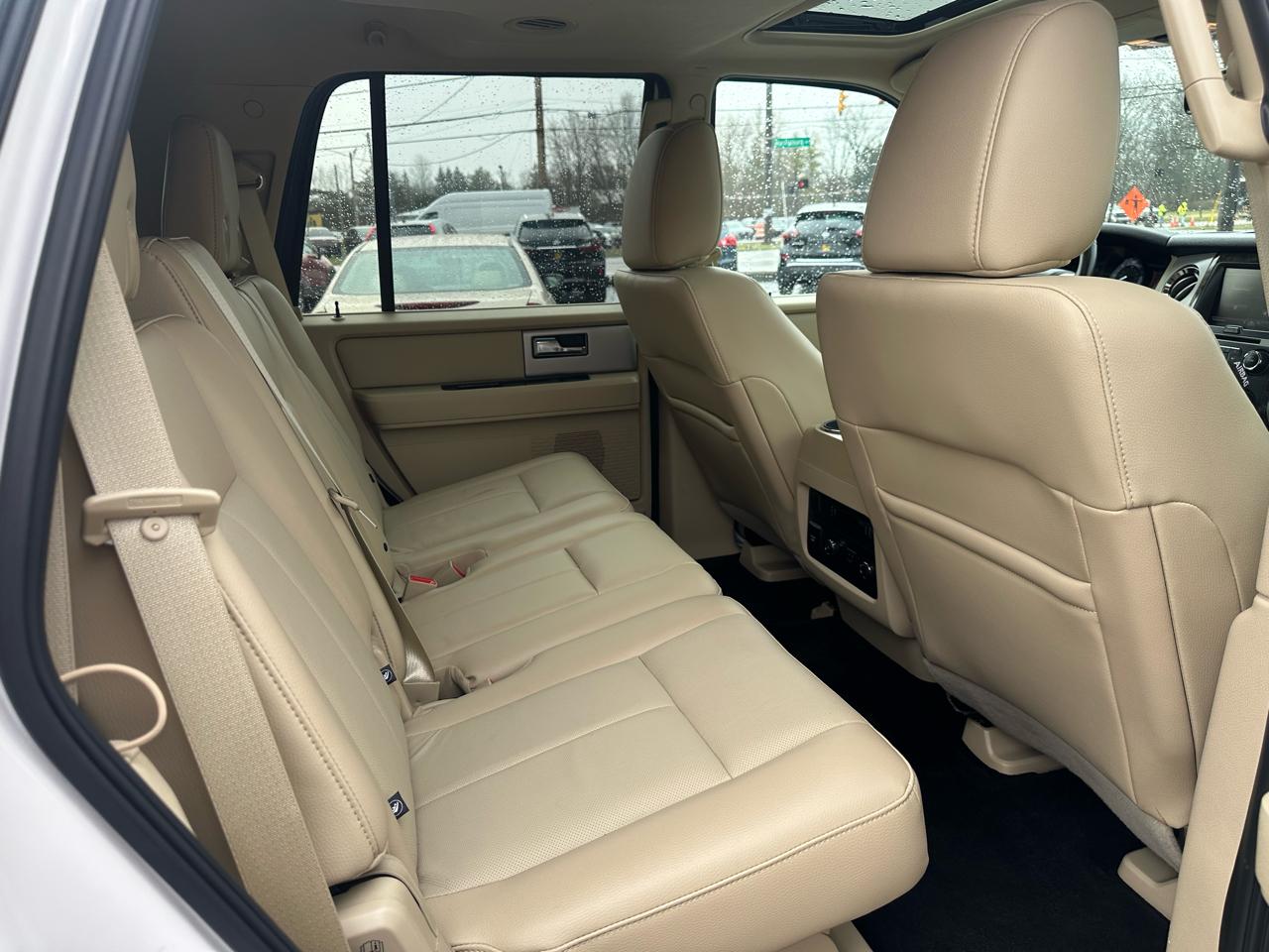 Ford Expedition 4WD 4dr Limited 2015