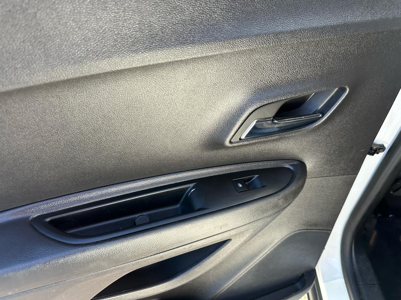 Chevrolet Trax AWD 4dr LS 2020