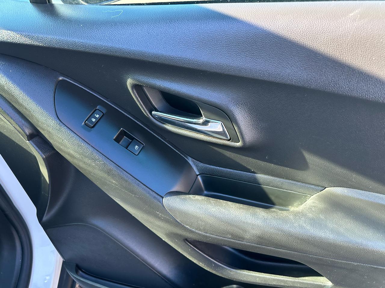 Chevrolet Trax AWD 4dr LS 2020