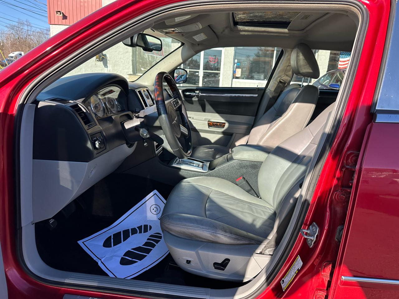 Chrysler 300 4dr Sdn 300C RWD 2007