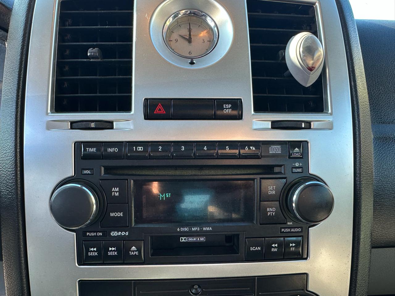 Chrysler 300 4dr Sdn 300C RWD 2007