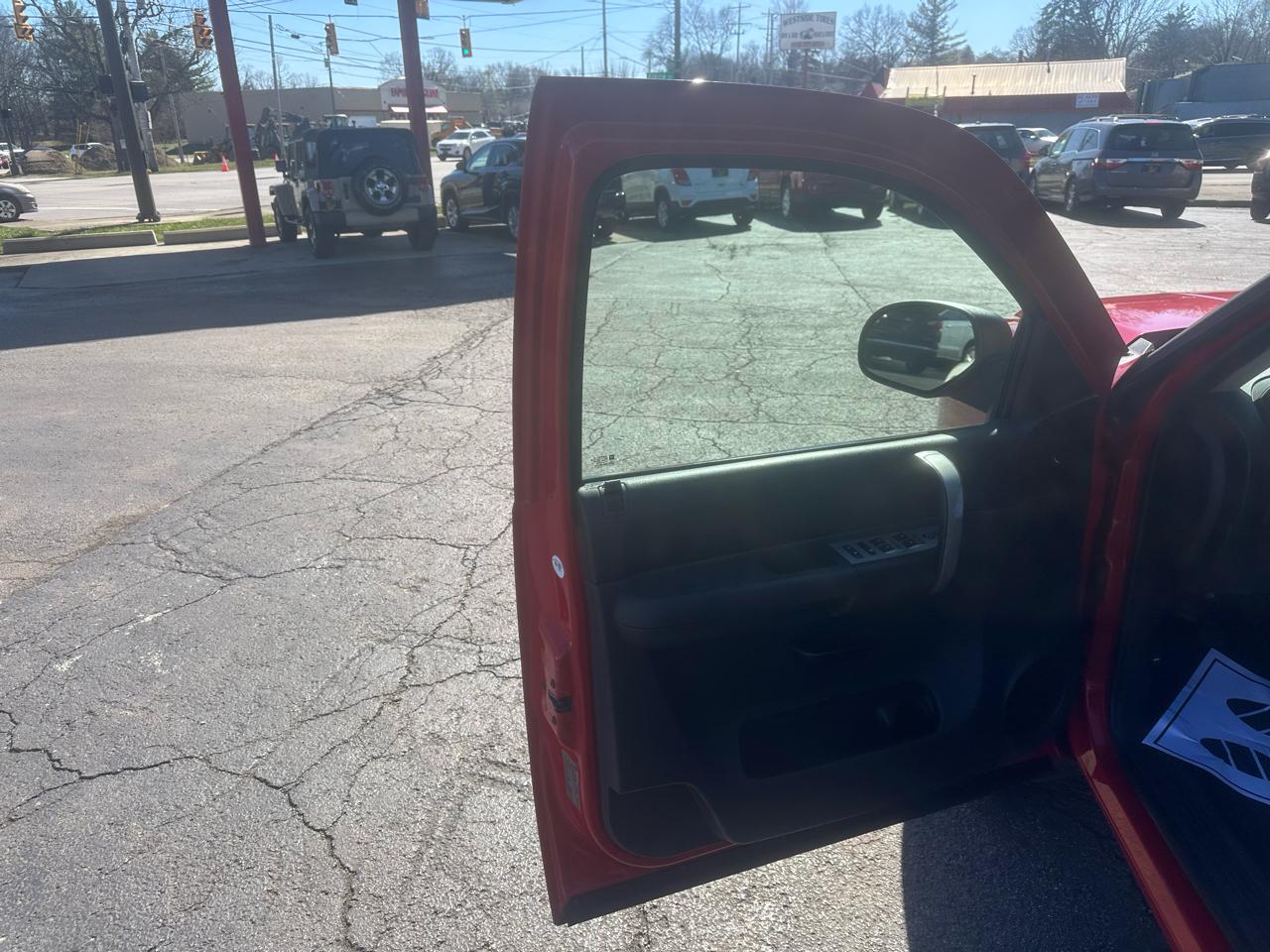 Chevrolet Silverado 1500 4WD Ext Cab 143.5" LT 2009