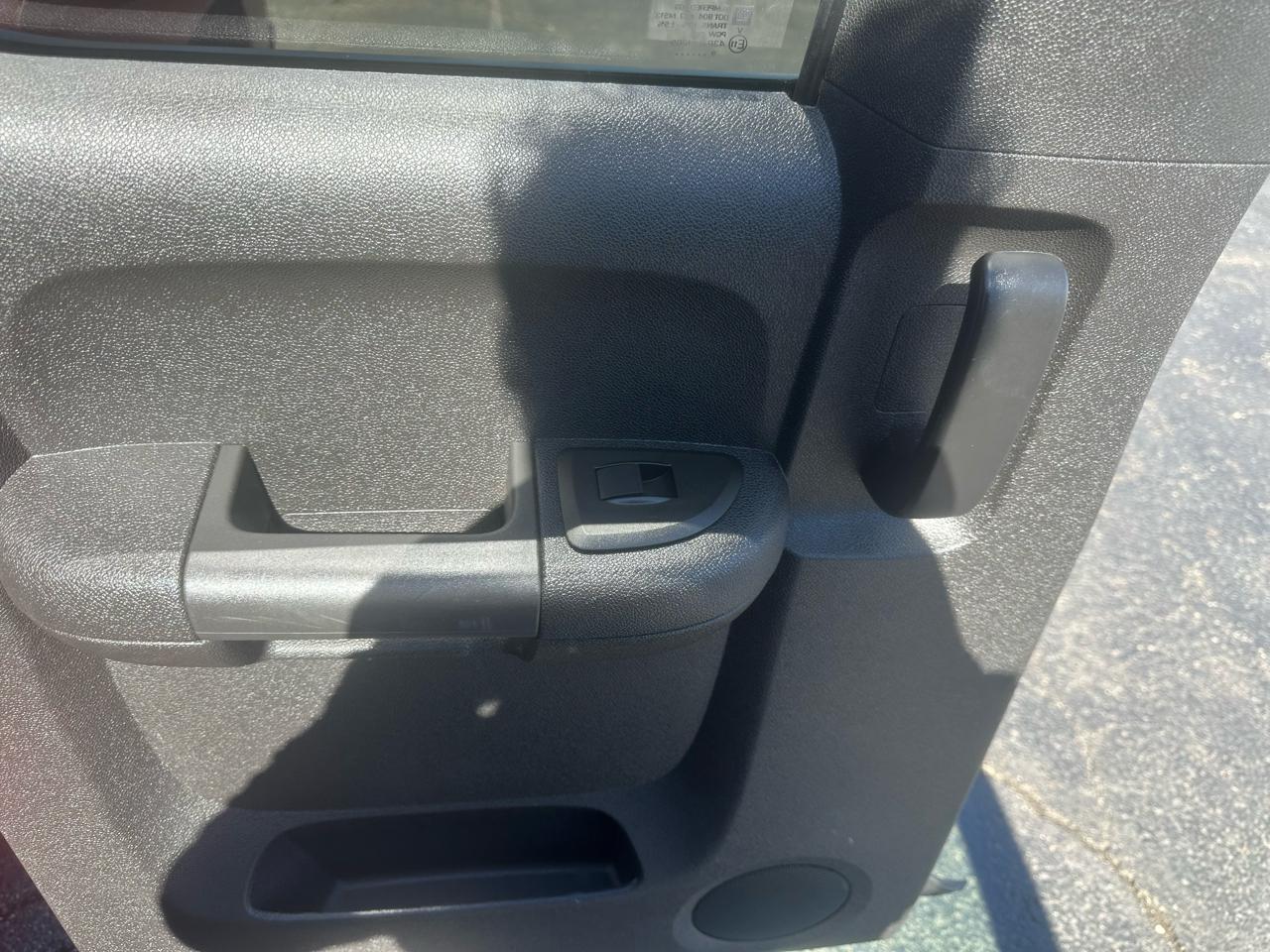 Chevrolet Silverado 1500 4WD Ext Cab 143.5" LT 2009