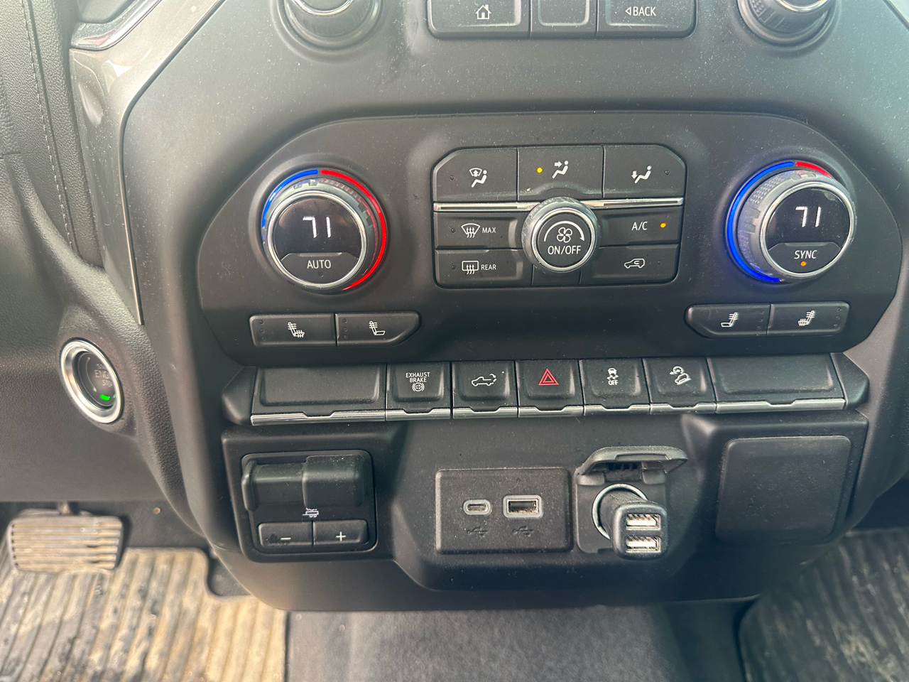 Chevrolet Silverado 3500HD 4WD Crew Cab 172" LT 2021