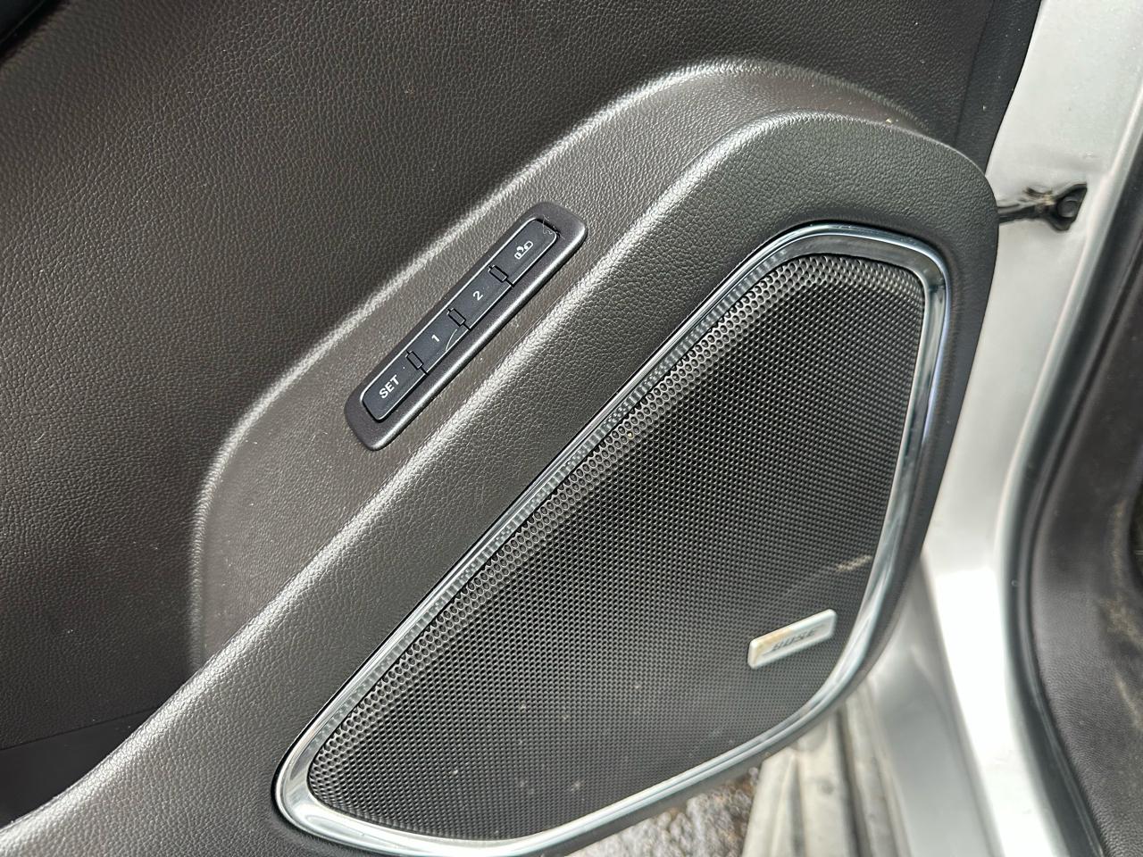 Chevrolet Tahoe 4WD 4dr LT 2015