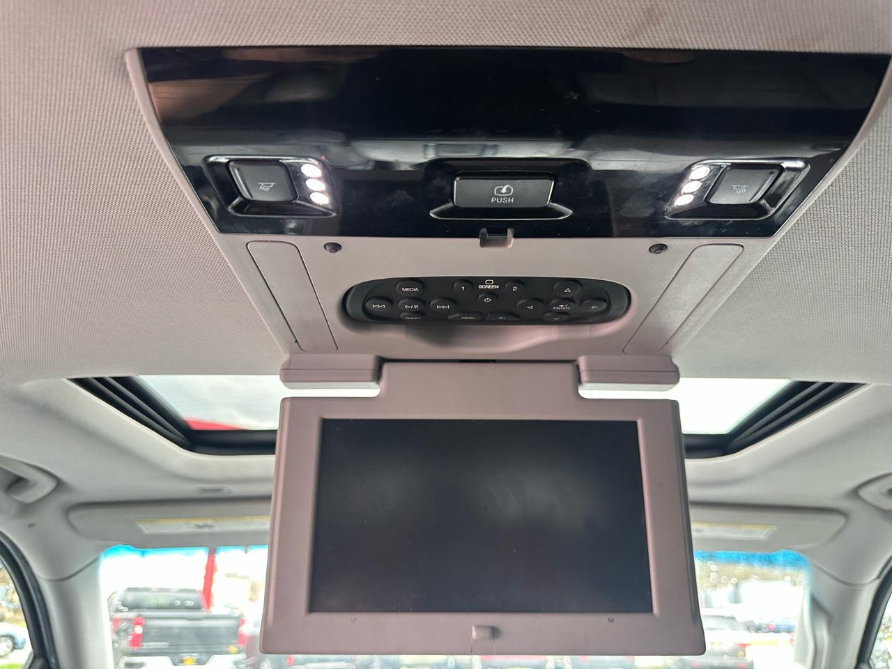 Chevrolet Tahoe 4WD 4dr LT 2015