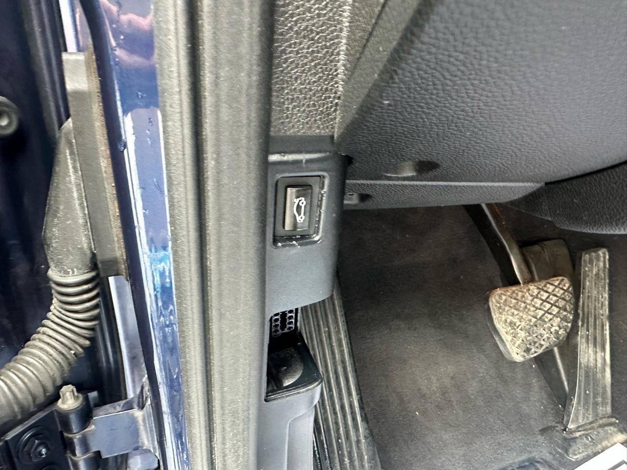 BMW 1 Series 2dr Conv 128i 2011