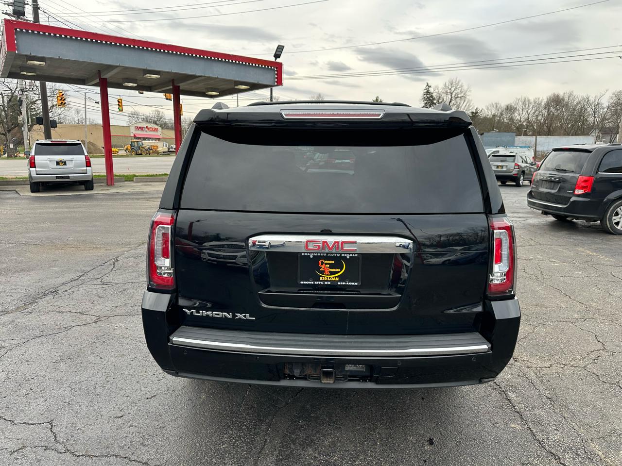 GMC Yukon XL 4WD 4dr Denali 2016