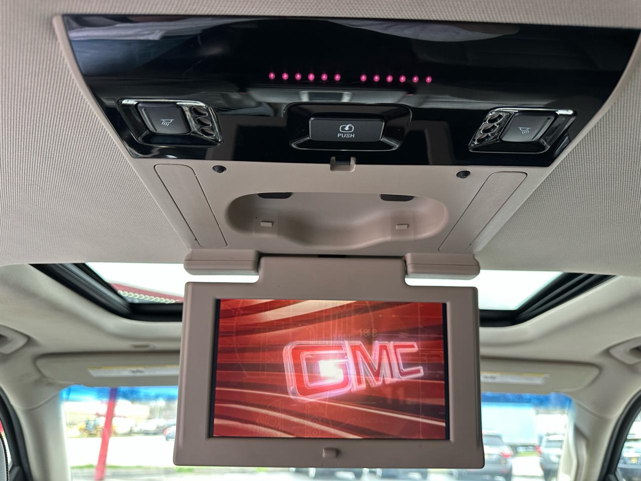 GMC Yukon XL 4WD 4dr Denali 2016