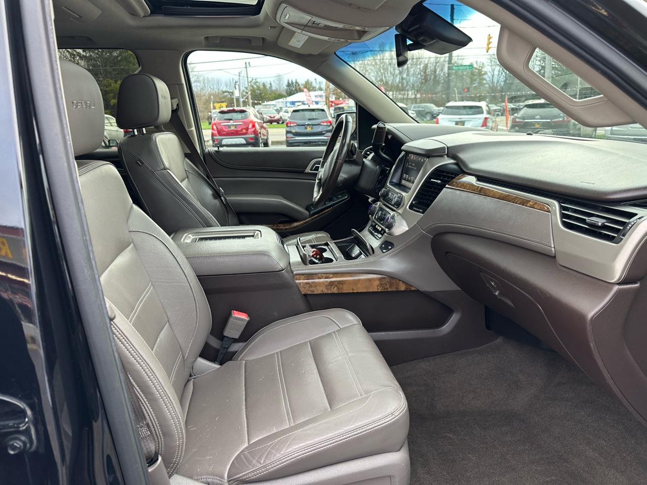 GMC Yukon XL 4WD 4dr Denali 2016