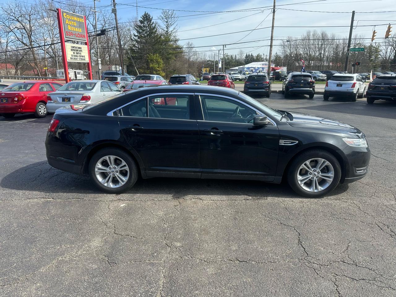 Ford Taurus SEL FWD 2018