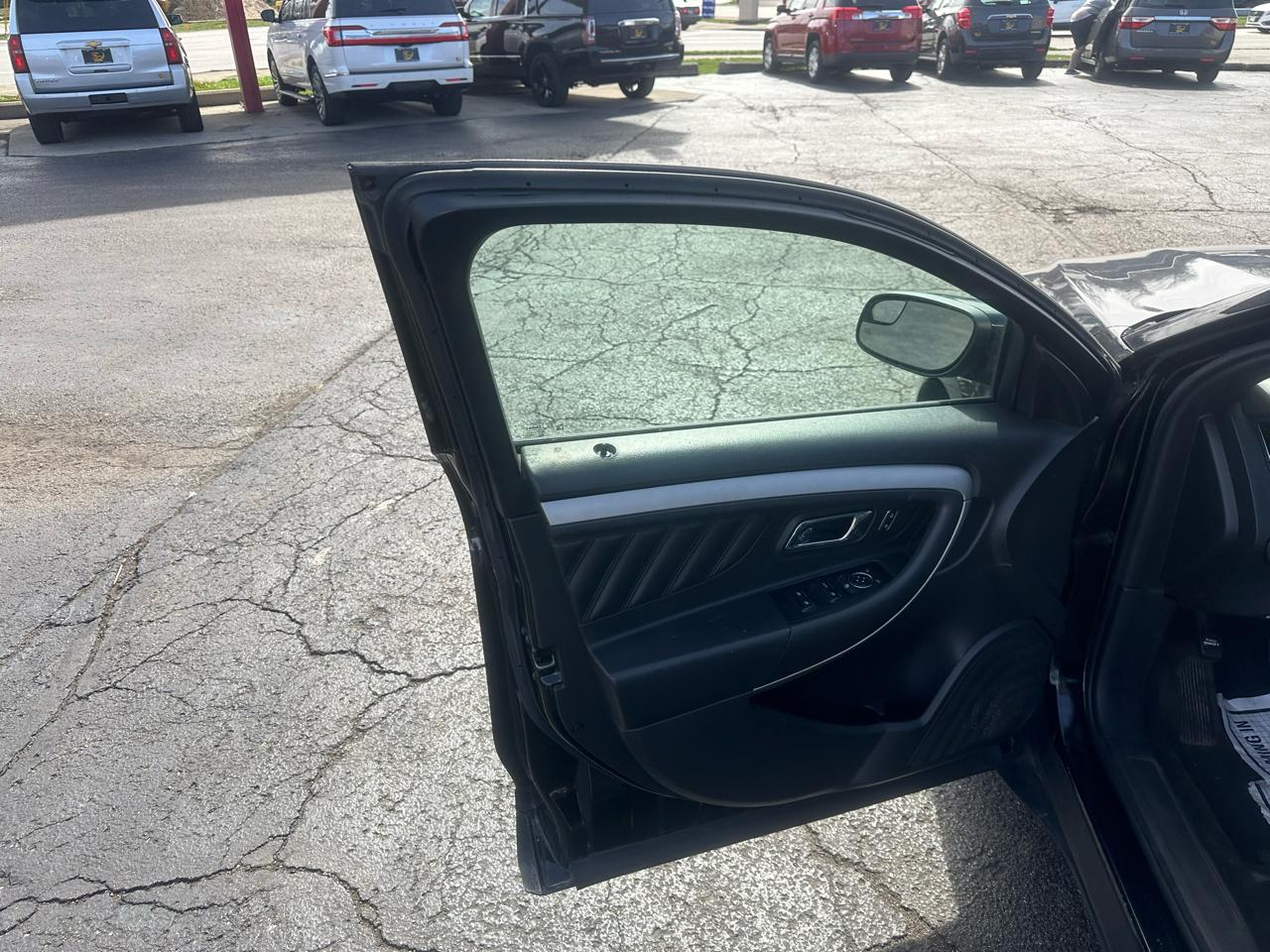 Ford Taurus SEL FWD 2018