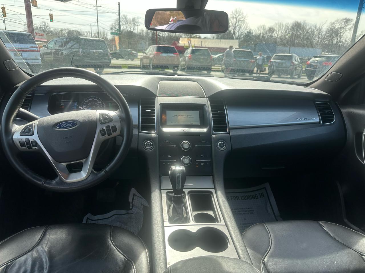 Ford Taurus SEL FWD 2018