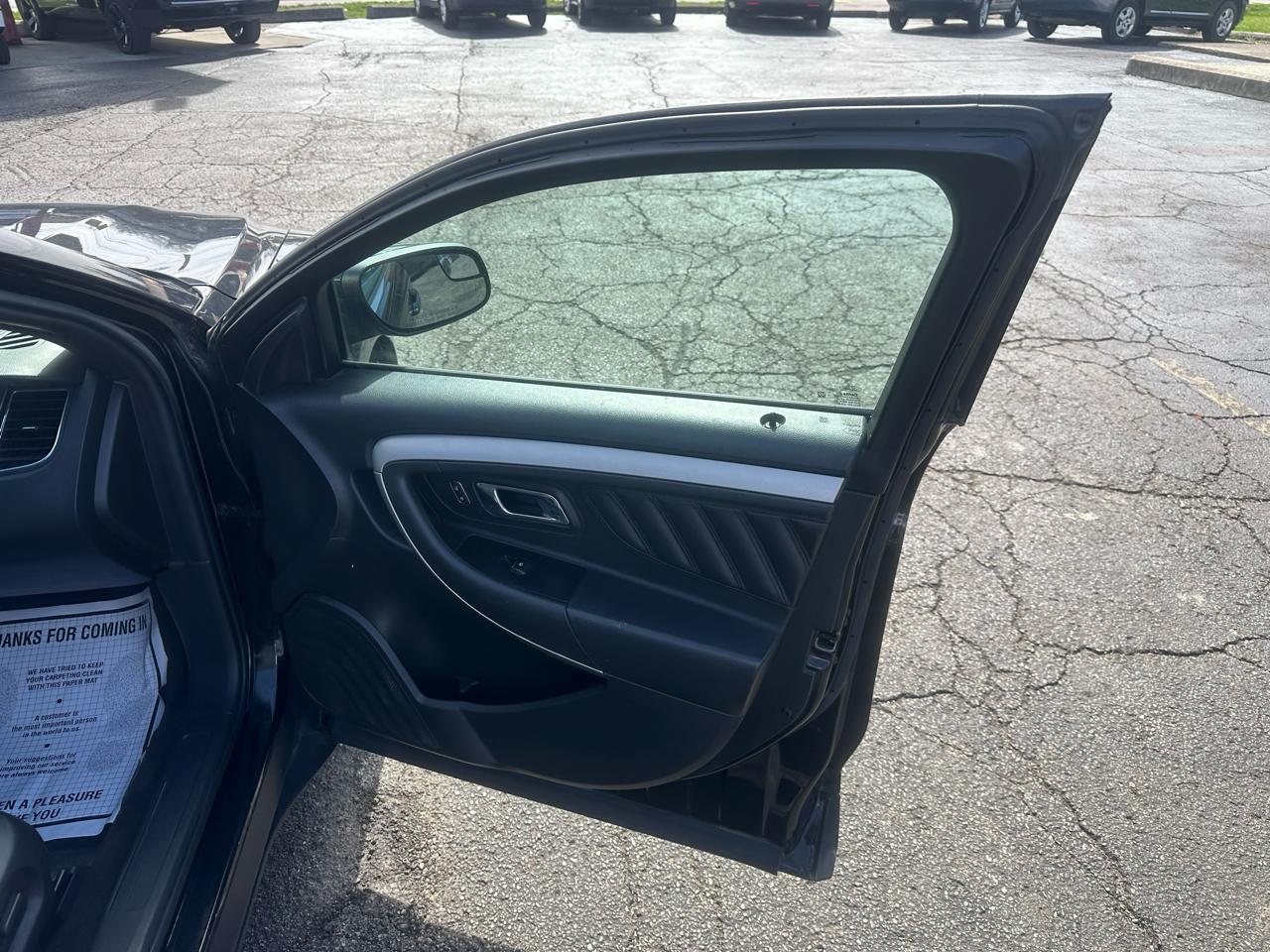 Ford Taurus SEL FWD 2018