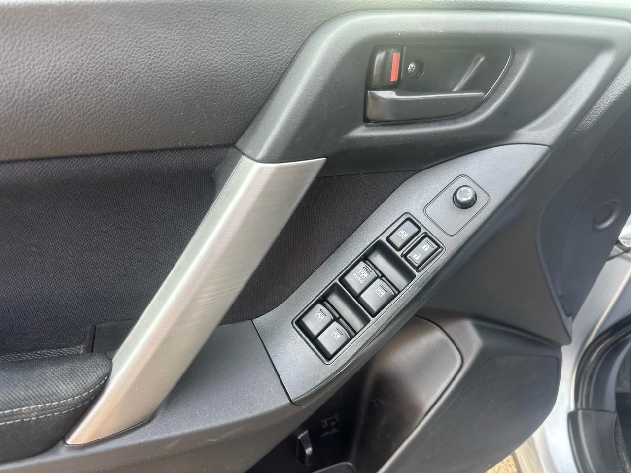 Subaru Forester 4dr Auto 2.5i Premium PZEV 2014