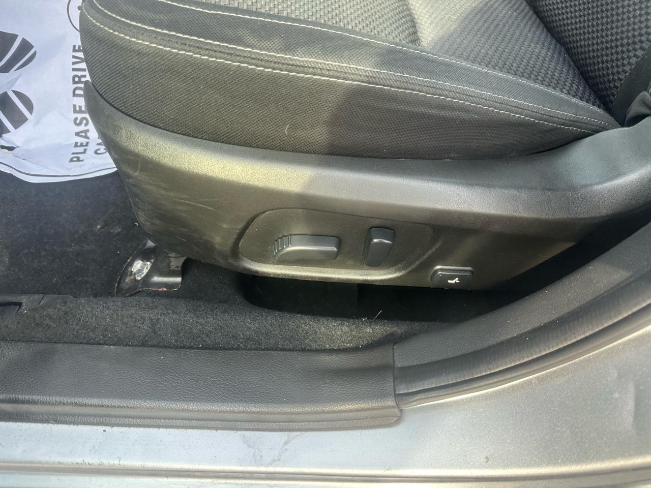 Subaru Forester 4dr Auto 2.5i Premium PZEV 2014