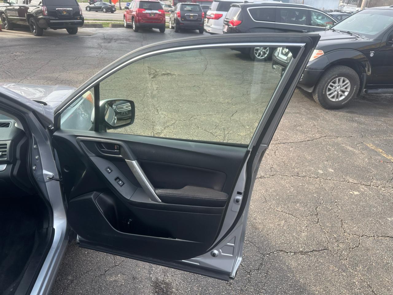 Subaru Forester 4dr Auto 2.5i Premium PZEV 2014