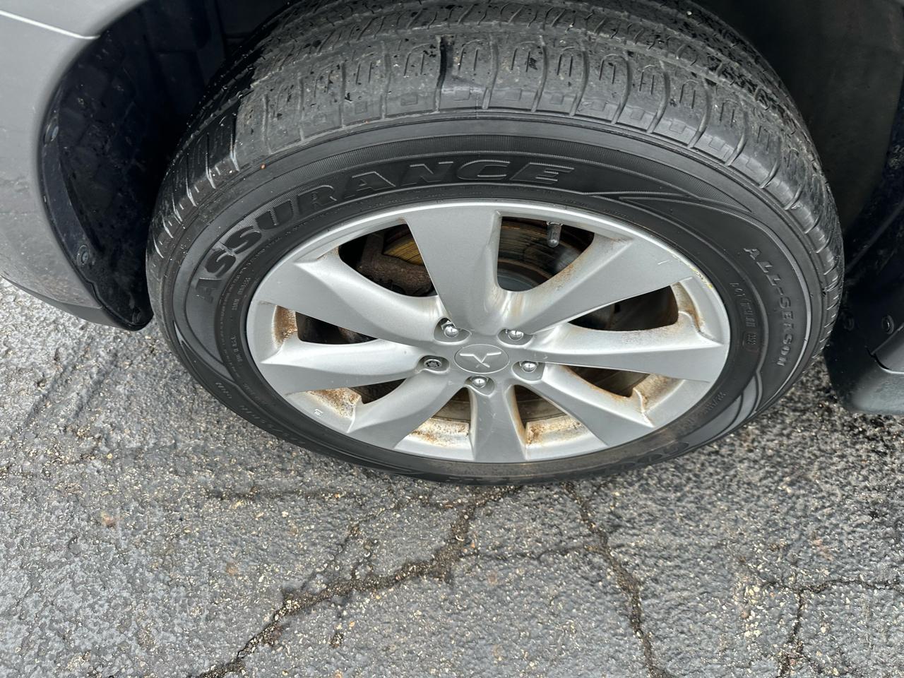 Mitsubishi Outlander Sport 2WD 4dr Man ES 2014