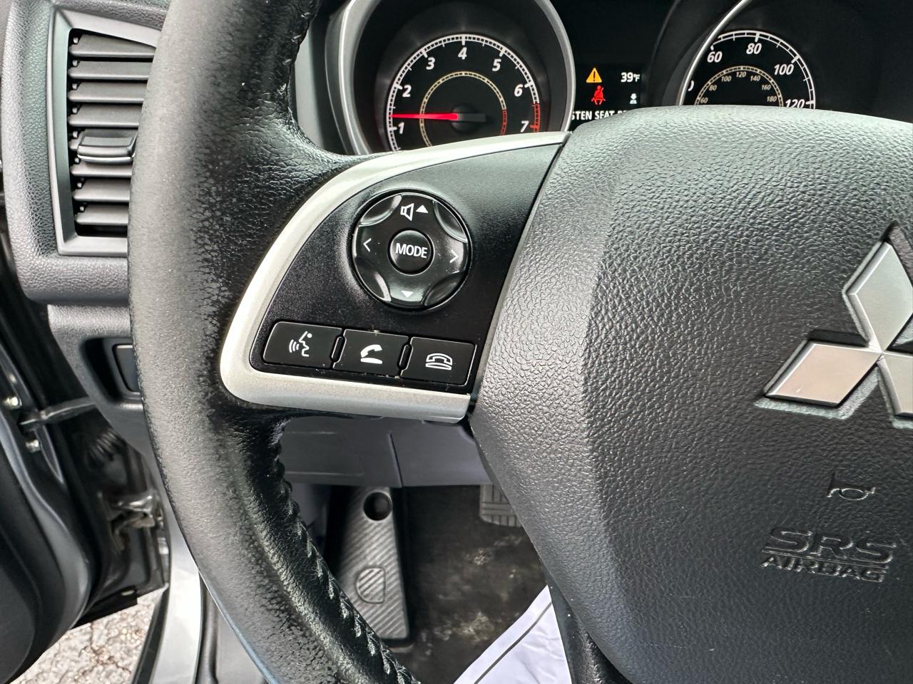 Mitsubishi Outlander Sport 2WD 4dr Man ES 2014