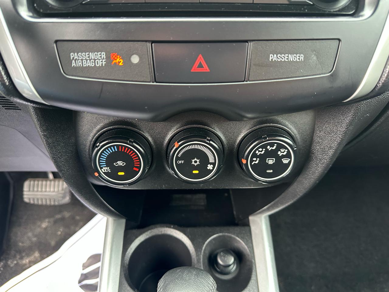 Mitsubishi Outlander Sport 2WD 4dr Man ES 2014