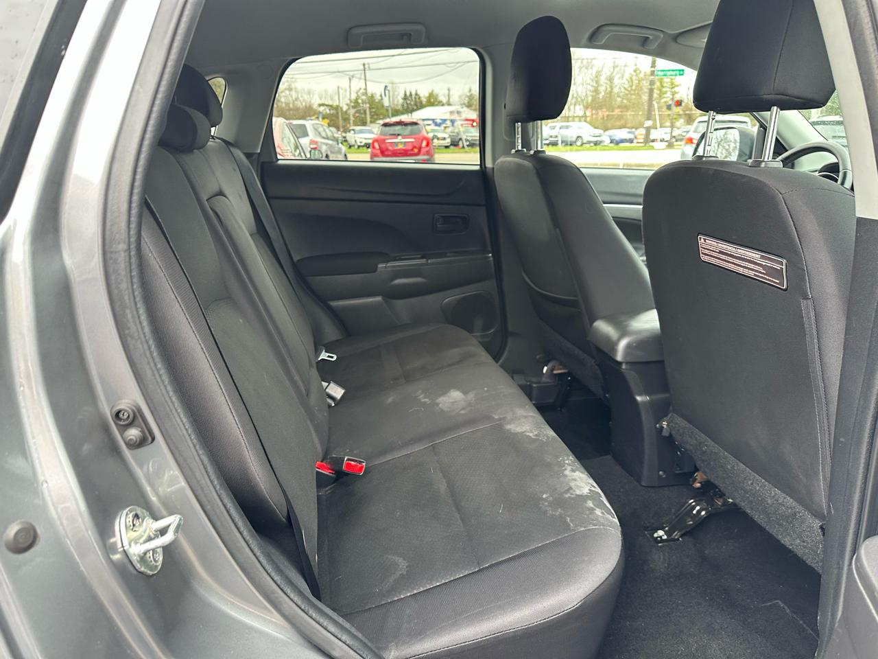 Mitsubishi Outlander Sport 2WD 4dr Man ES 2014