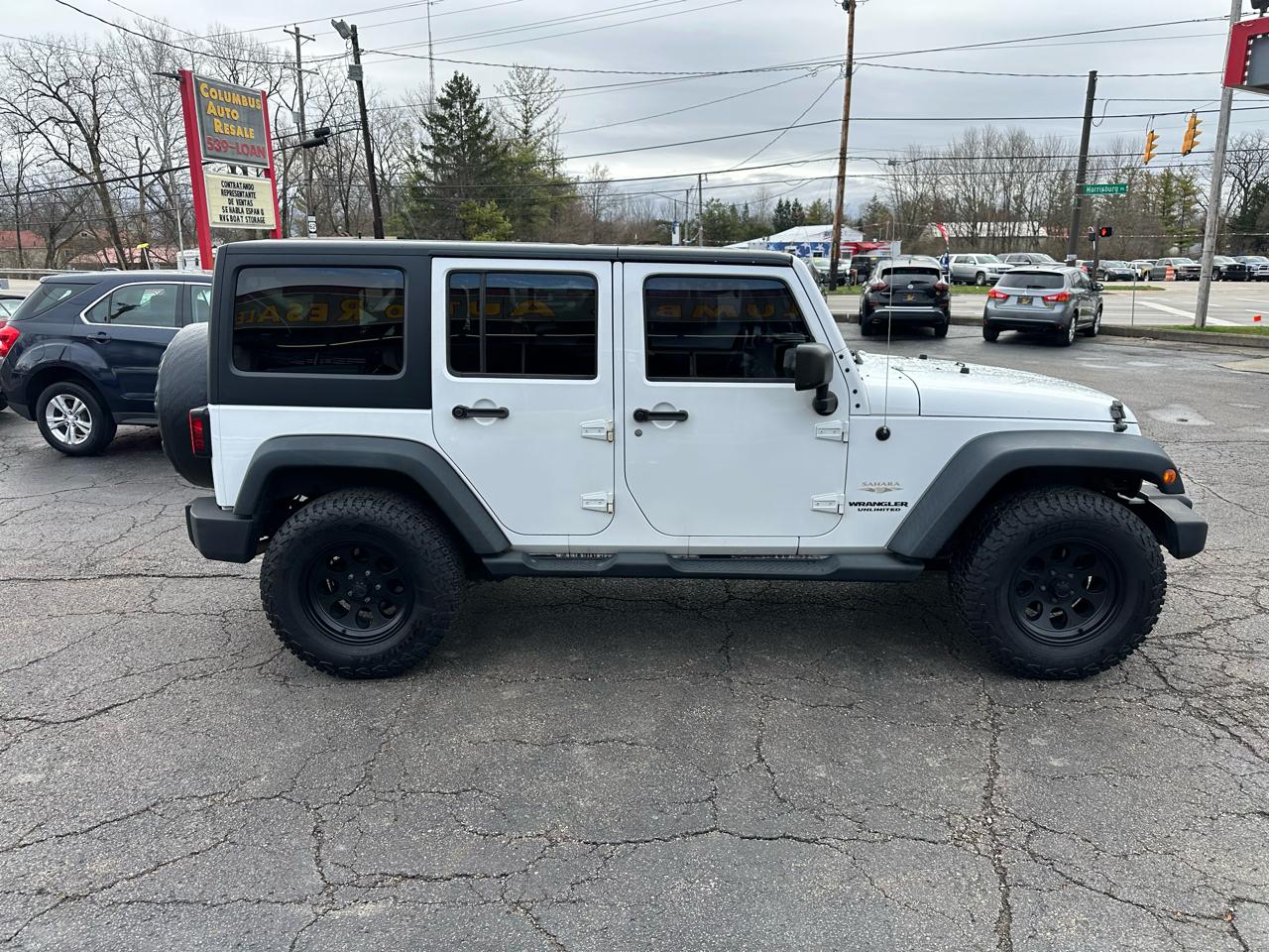 Jeep Wrangler Unlimited 4WD 4dr Sahara 2013