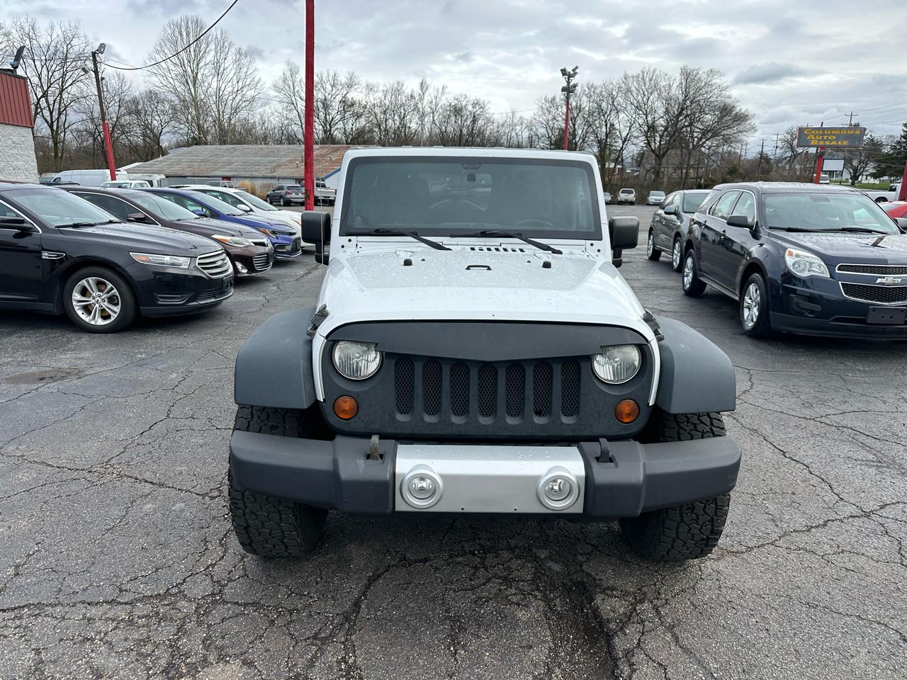 Jeep Wrangler Unlimited 4WD 4dr Sahara 2013